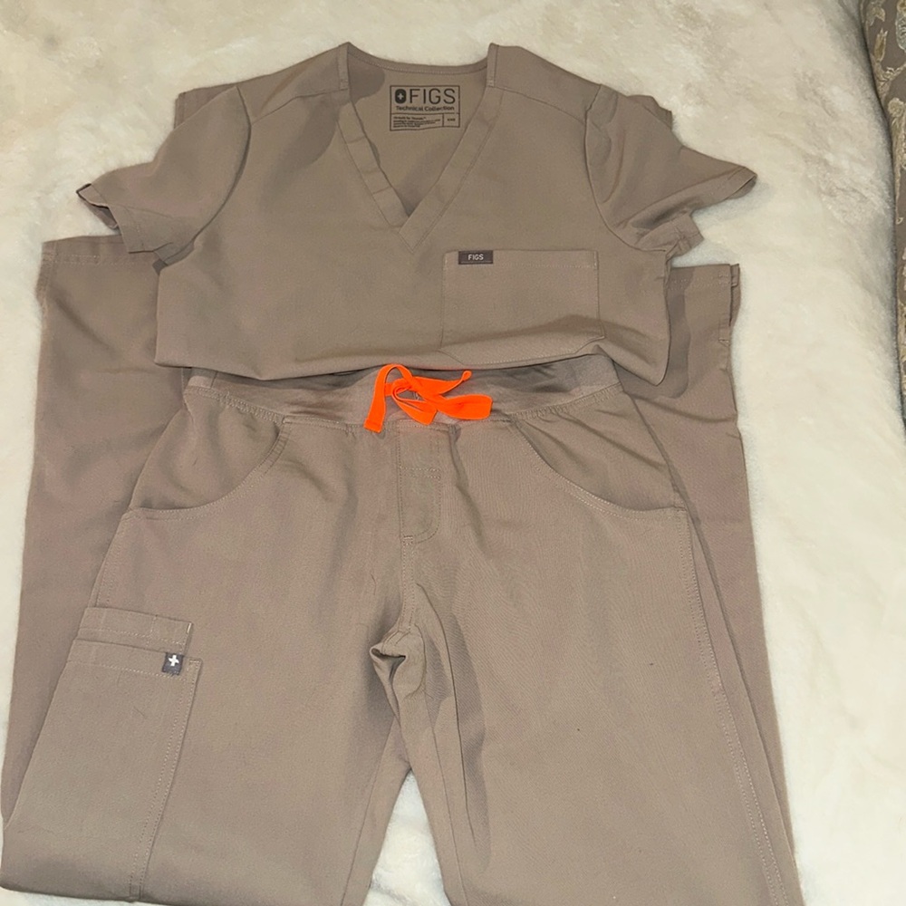 Figs Women's Tan Scrub Set with Orange Accent